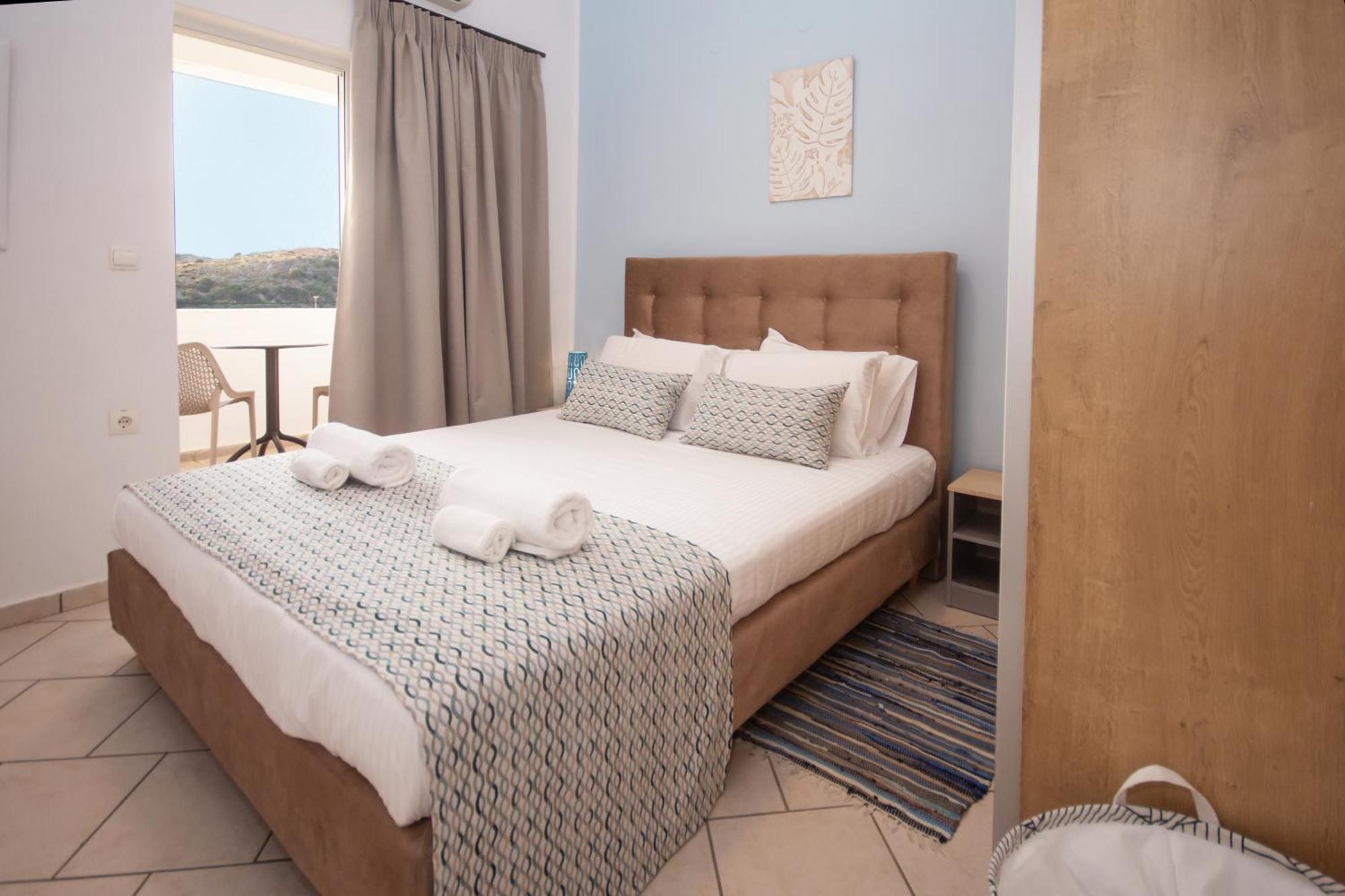 Infinity Wellness Boutique Hotel Afrata Екстер'єр фото